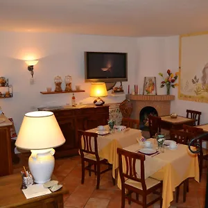 rezervați aici